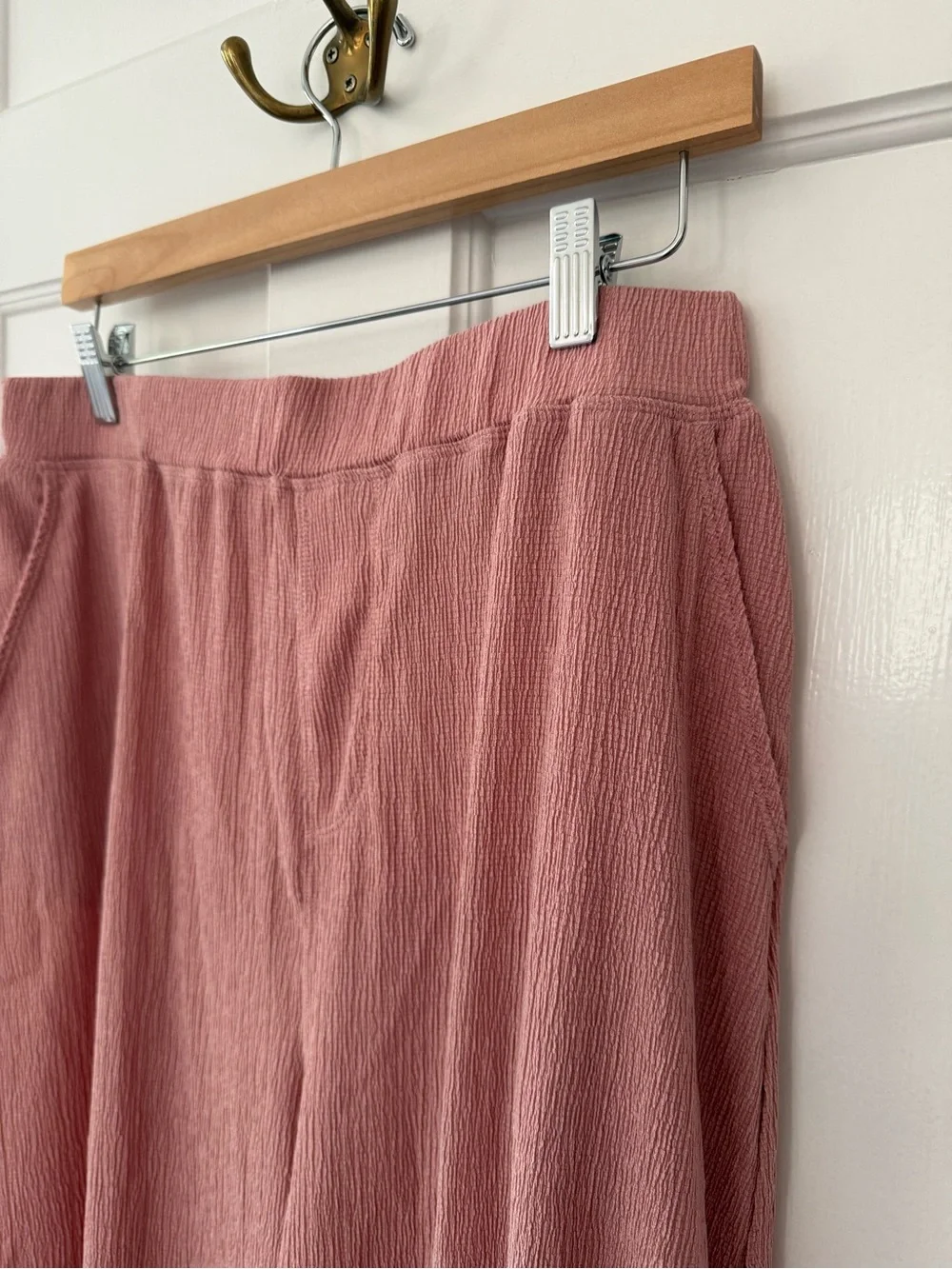 Halara High Waisted Pocket Wide Leg Flowy Casual Pants Bridal Pink Large L NEW - Picture 4 of 7